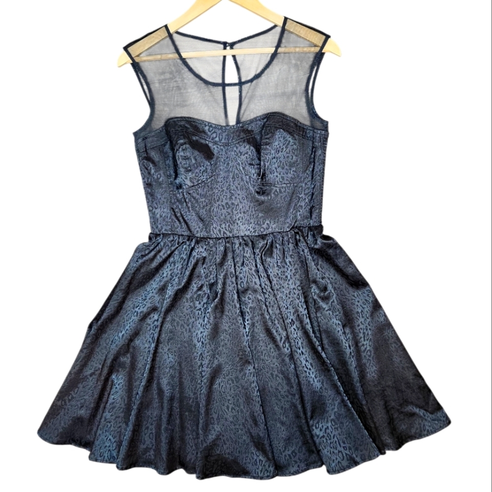 Guess Mini Dress Satin Black Leopard Corset Mesh Fit Flare Sexy Flirty Party 6‎